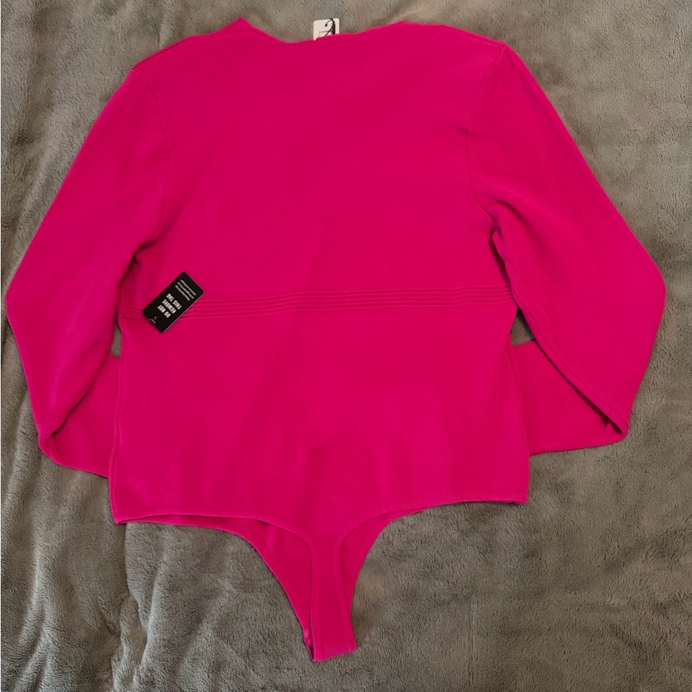 Express Women's V-Neck Sweater in Vibrant Pink - Picture 2 of 6
